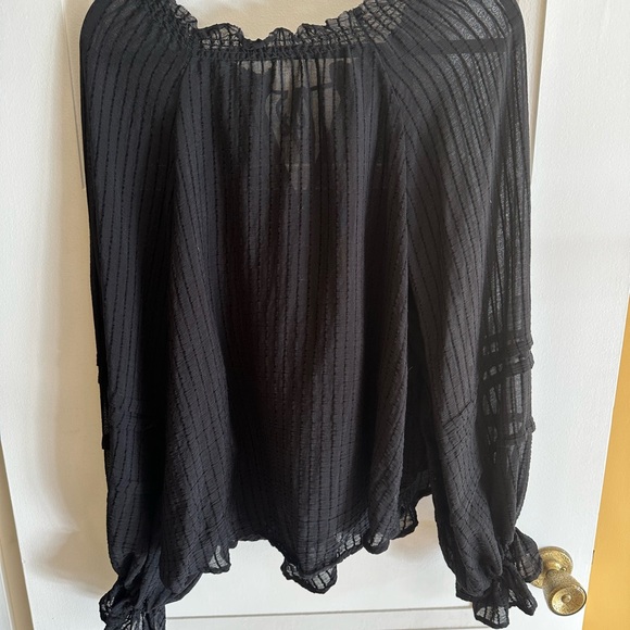 Free People Black Out of Town Split Neck blouse - size S/M - Picture 5 of 9